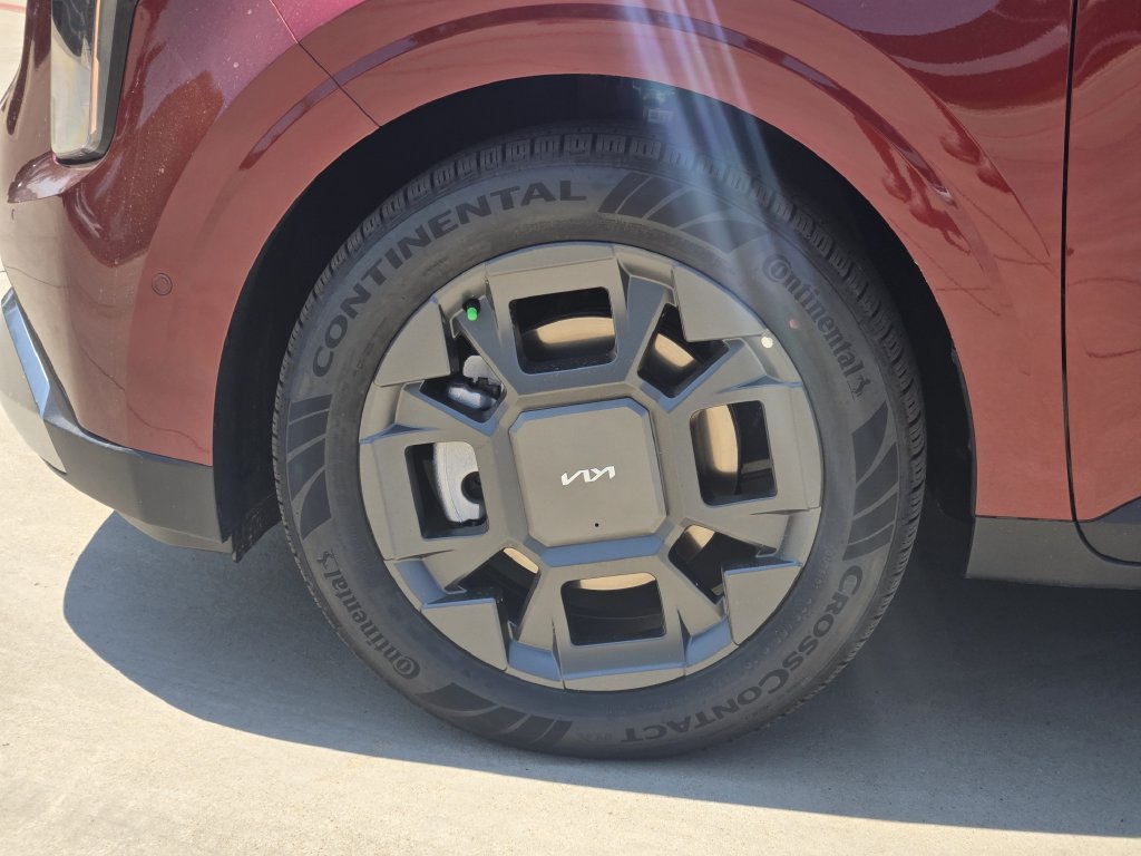 New 2026 Kia Carnival SX FWD image 9