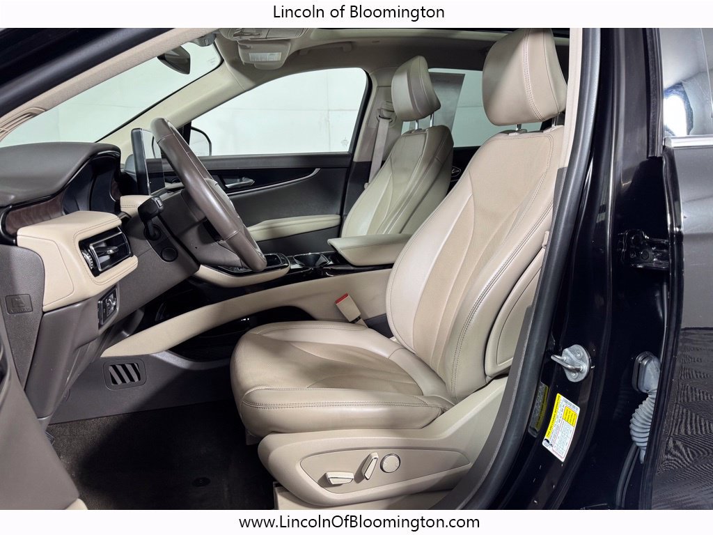Used 2023 Lincoln Nautilus Reserve w/ Luxury Package AWD/4WD image 15