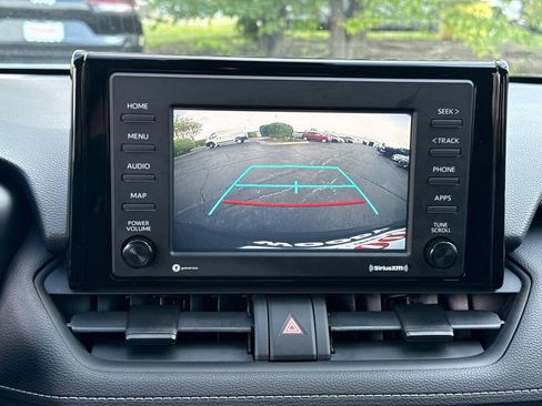 Used 2020 Toyota RAV4 LE w/ All Weather Liner Package AWD/4WD image 22