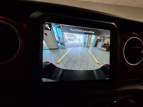 Used 2023 Jeep Gladiator Rubicon w/ LED Lighting Group image 25