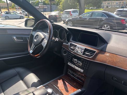 Used 2014 Mercedes-Benz E 350 4MATIC Sedan w/ Premium 1 Package image 19