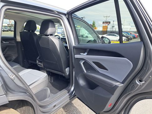 New 2026 Volkswagen Tiguan SE AWD/4WD image 25