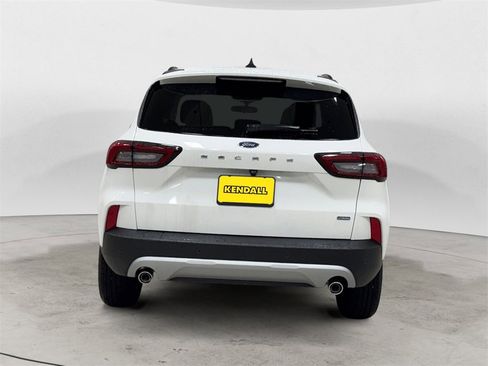 New 2025 Ford Escape Base image 4