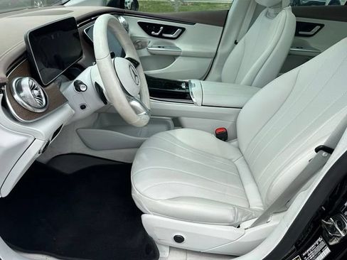 Used 2023 Mercedes-Benz EQE 350+ 4MATIC Sedan w/ Exclusive Trim Package image 20