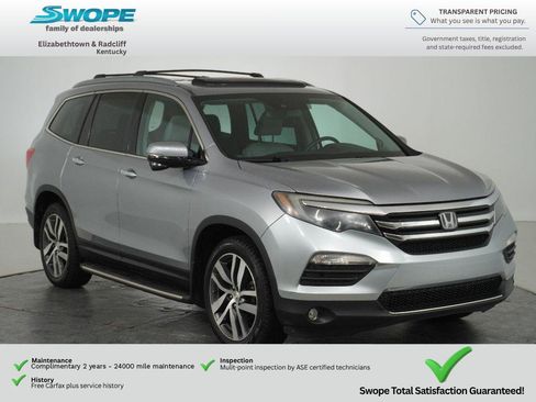 Used 2017 Honda Pilot Touring image 1