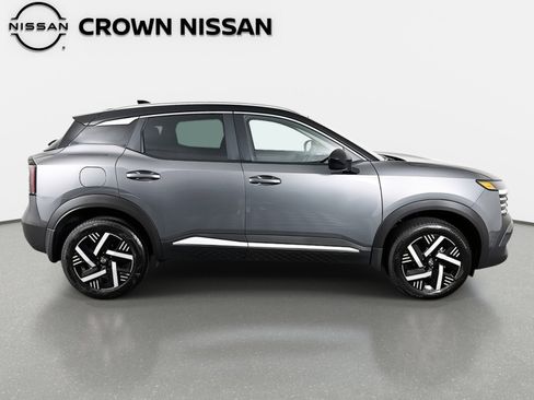New 2026 Nissan Kicks SV image 8