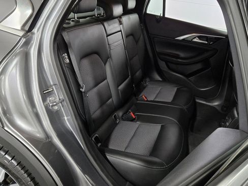 Used 2018 INFINITI QX30 AWD image 32