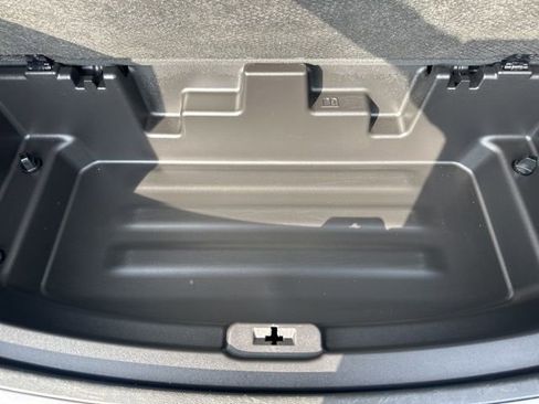 Used 2024 Buick Enclave Premium image 29