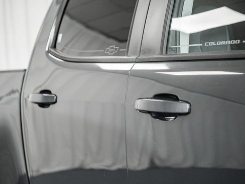 Used 2016 Chevrolet Colorado Z71 image 7