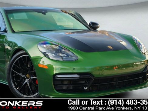 Used 2019 Porsche Panamera GTS image 14
