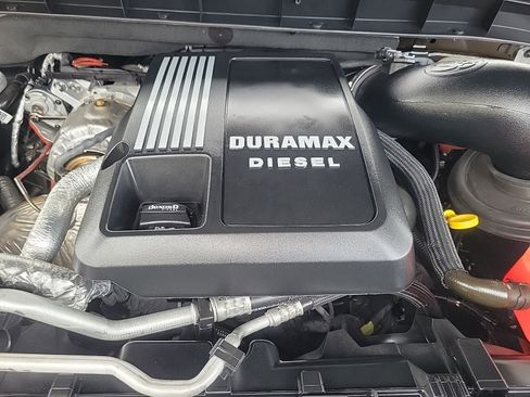 Certified 2023 GMC Sierra 1500 Denali w/ Denali Reserve Package AWD/4WD image 12