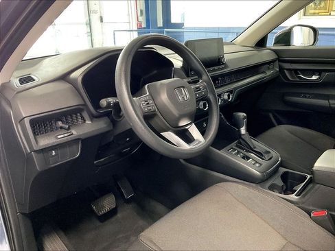 Used 2024 Honda CR-V LX image 8
