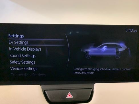 Used 2024 MAZDA CX-90 Plug-In Hybrid w/ Premium Plus AWD/4WD image 39