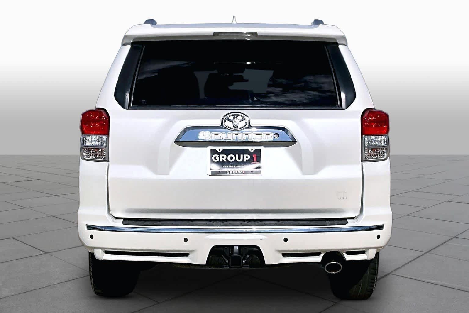 Used 2011 Toyota 4Runner SR5 RWD image 3