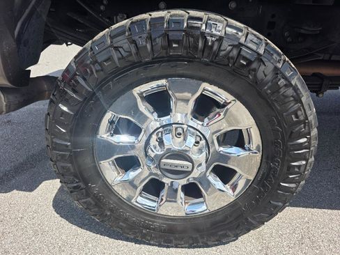 Used 2019 Ford F350 Lariat w/ Chrome Package AWD/4WD image 21