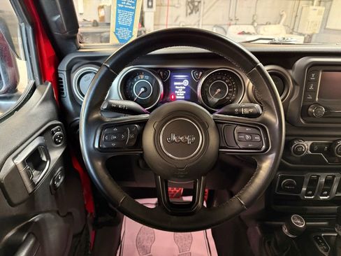 Certified 2018 Jeep Wrangler Sport AWD/4WD image 7