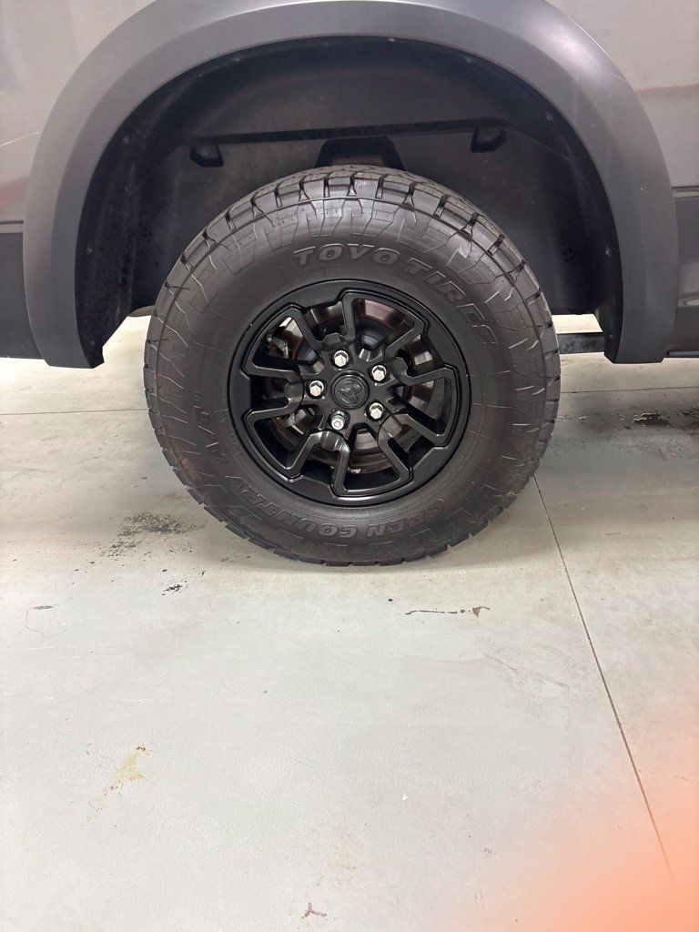 Used 2018 RAM 1500 Rebel w/ Luxury Group AWD/4WD image 31