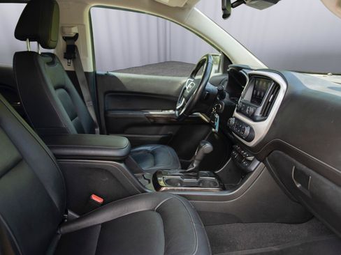 Used 2020 GMC Canyon SLT w/ Driver Alert Package AWD/4WD image 16