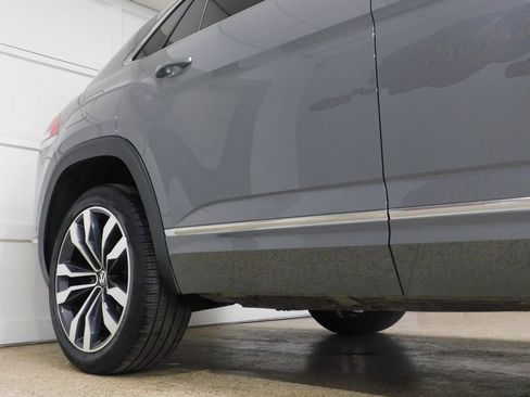 Used 2020 Volkswagen Atlas Cross Sport SEL Premium R-Line image 8