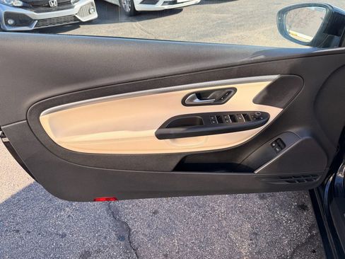 Used 2015 Volkswagen Eos Final Edition image 11