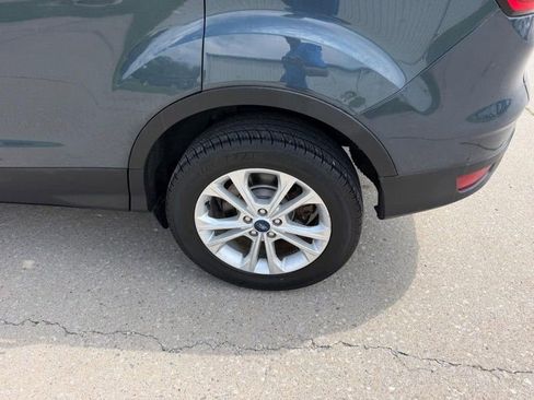 Used 2019 Ford Escape SE image 6