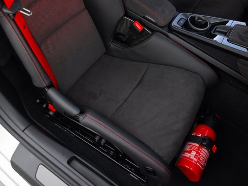 Used 2025 Porsche 911 GT3 RS RWD image 74