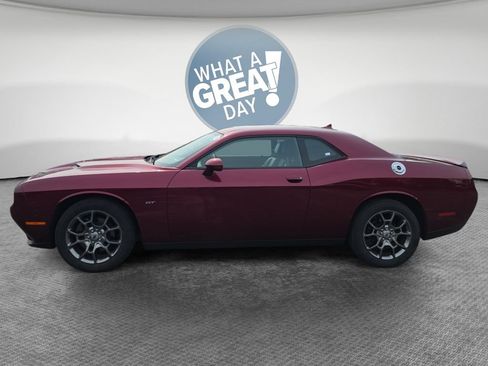 Used 2017 Dodge Challenger GT AWD/4WD image 7