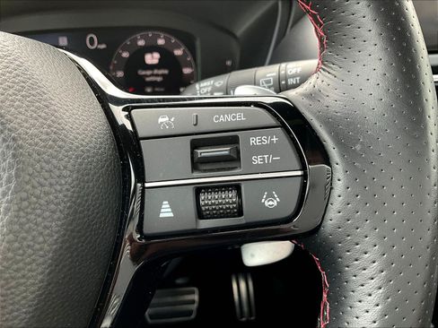 Certified 2025 Acura ADX A-Spec AWD/4WD image 12