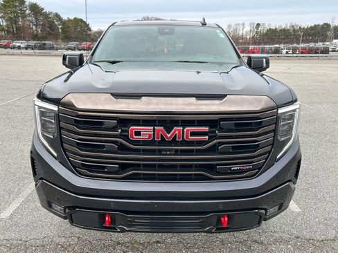Used 2023 GMC Sierra 1500 AT4X image 10