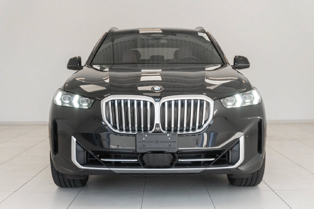 Used 2026 BMW X5 xDrive40i AWD/4WD image 25
