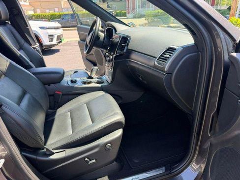 Certified 2021 Jeep Grand Cherokee Limited AWD/4WD image 12