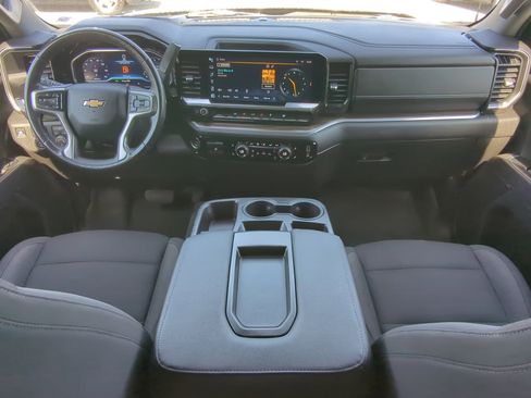 Used 2022 Chevrolet Silverado 1500 LT w/ Protection Package image 13