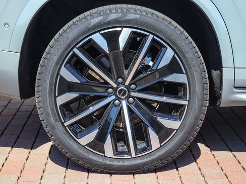 Certified 2026 Volvo XC90 B6 Plus w/ Protection Package AWD/4WD image 10