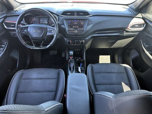 Used 2022 Chevrolet TrailBlazer RS FWD image 31