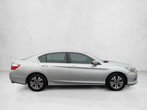 Used 2015 Honda Accord LX image 4