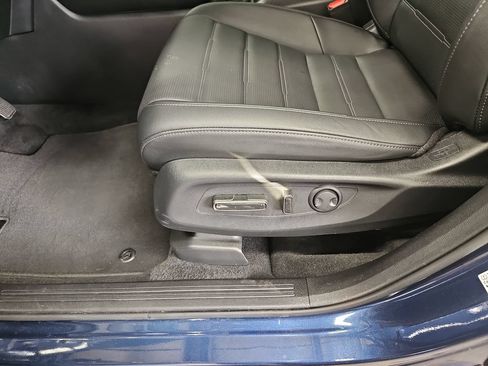 Used 2026 Honda CR-V EX-L image 27