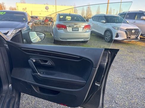 Used 2017 Volkswagen CC Sport image 21