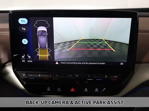 Used 2023 Volkswagen ID.4 Pro image 5