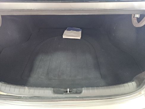 Used 2025 Hyundai Elantra SE FWD image 8