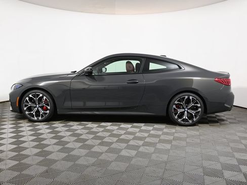 Used 2026 BMW 440i xDrive Coupe w/ Premium Package AWD/4WD image 2