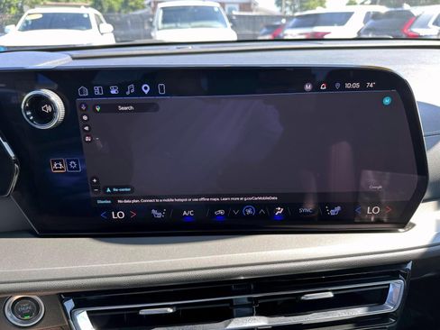 Used 2024 Chevrolet Traverse LT AWD/4WD image 21