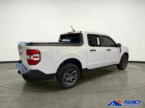 Used 2023 Ford Maverick XLT FWD image 4