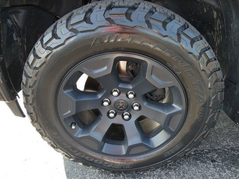 Used 2025 RAM 1500 Big Horn AWD/4WD image 11