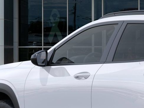 New 2026 Chevrolet Trax LT w/ Driver Confidence Package FWD image 12