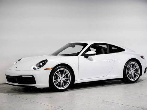 Used 2023 Porsche 911 Carrera w/ Premium Package RWD image 6