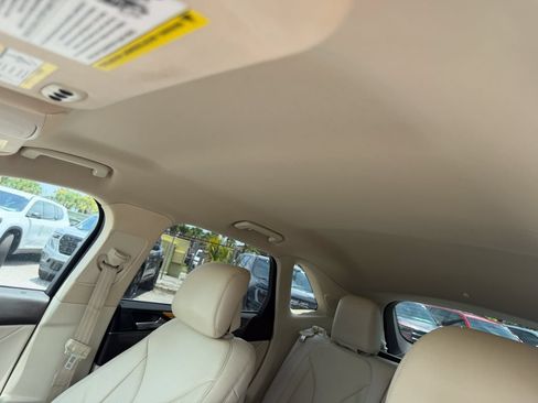 Used 2015 Lincoln MKC FWD w/ Equipment Group 101A Select image 22