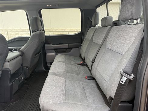 Certified 2022 Ford F150 XLT w/ Equipment Group 302A High image 25