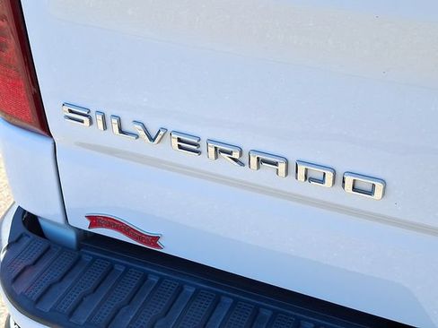 Used 2021 Chevrolet Silverado 1500 RST w/ Z71 Off-Road Package AWD/4WD image 23
