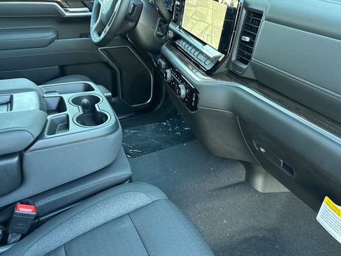 New 2026 Chevrolet Silverado 1500 LT image 14