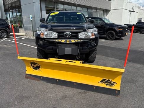 Used 2020 Toyota Tacoma SR w/ SX Package AWD/4WD image 8